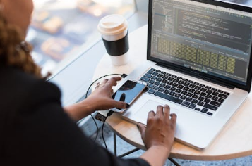 信创国产化科普：手机av在线_中国黄色大片_在线无码视频的自立立异征程